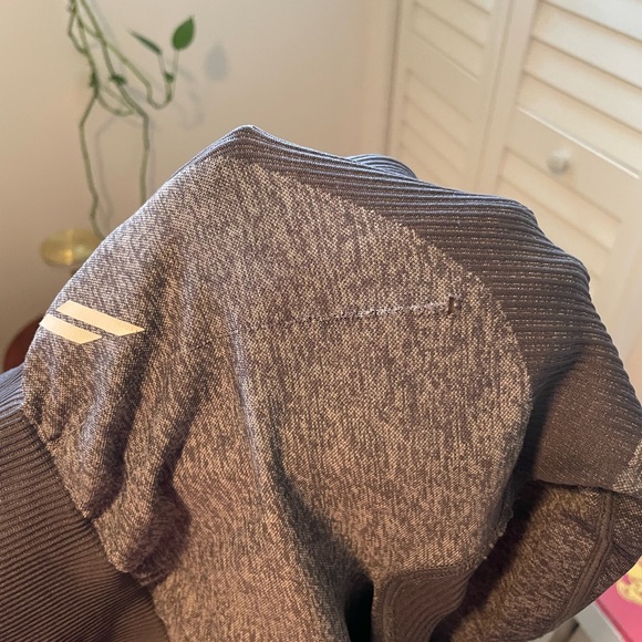 DOYOUEVEN Impact Seamless legging - Picture 4 of 4